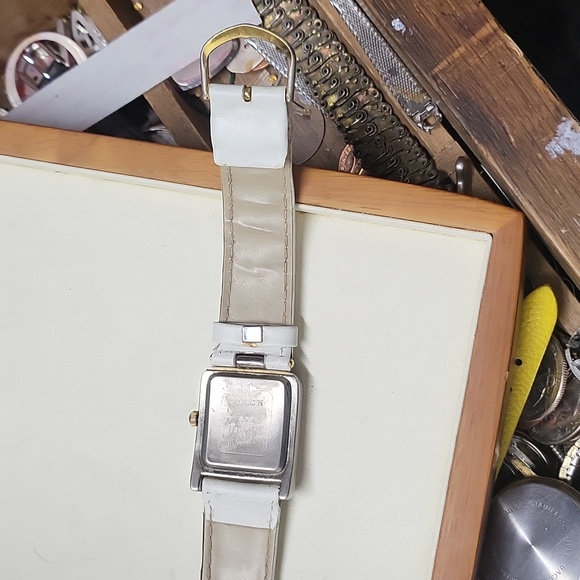 Coach watch - Picture 6 of 7